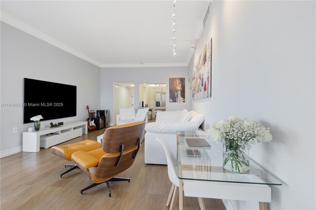 Photo - 20505 E Country Club Dr Unit 143