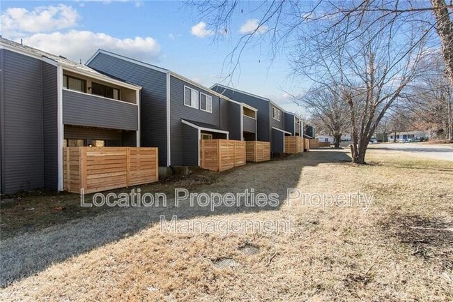 Photo - 1502 W 25th Ct Unit D3