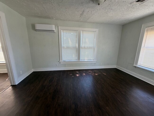 Photo - Great 1 Bed 1 Bath Property!