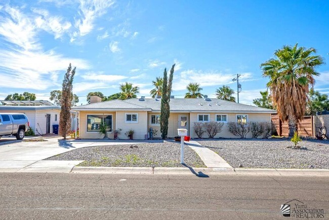 Photo - 1281 W 18th St Casa
