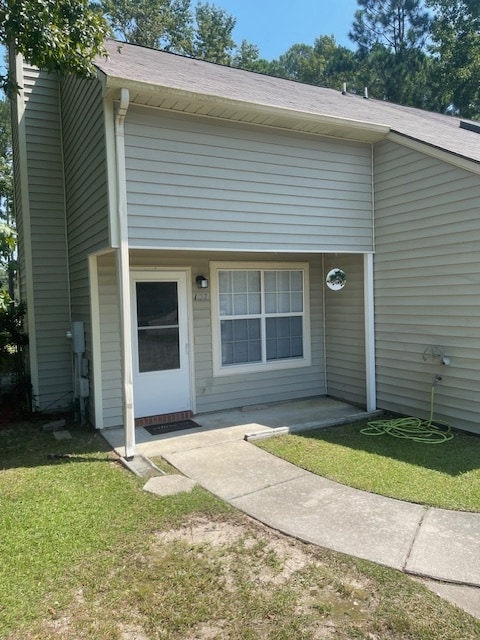 Photo - 137 Village Ct