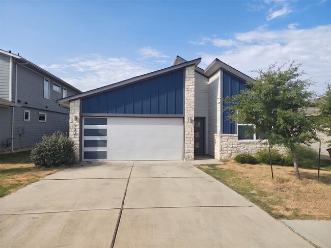 3001 Egan Dr