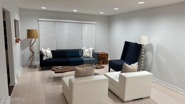 Photo - 600 Wildwood Rd