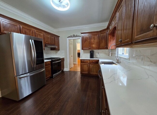 Photo - 117 E Clinton Dr SW