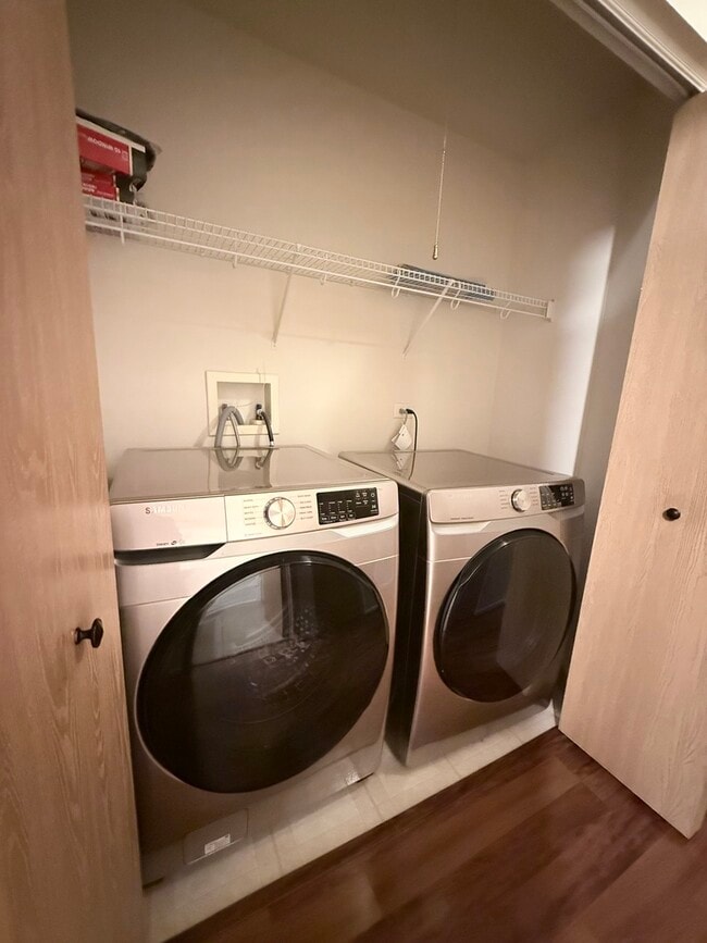 Photo - 412 Clifton Ln