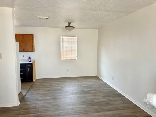 Photo - 710 Fields St