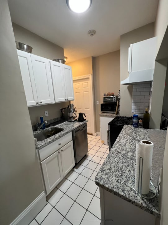 Photo - 100 Saint Marys St Unit 4