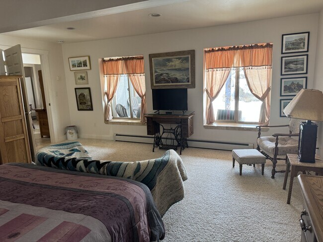 Photo - 79 Riverside Rd