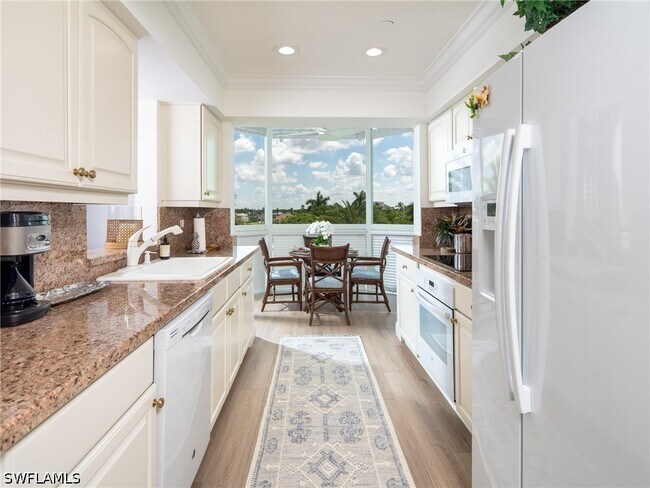 Photo - 4255 Gulf Shore Blvd N Unidad 207