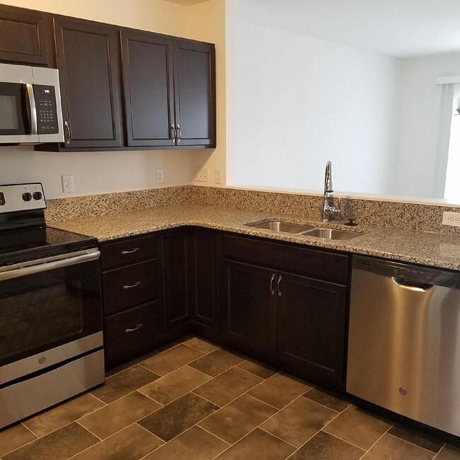 Photo - Luxury Townhome!