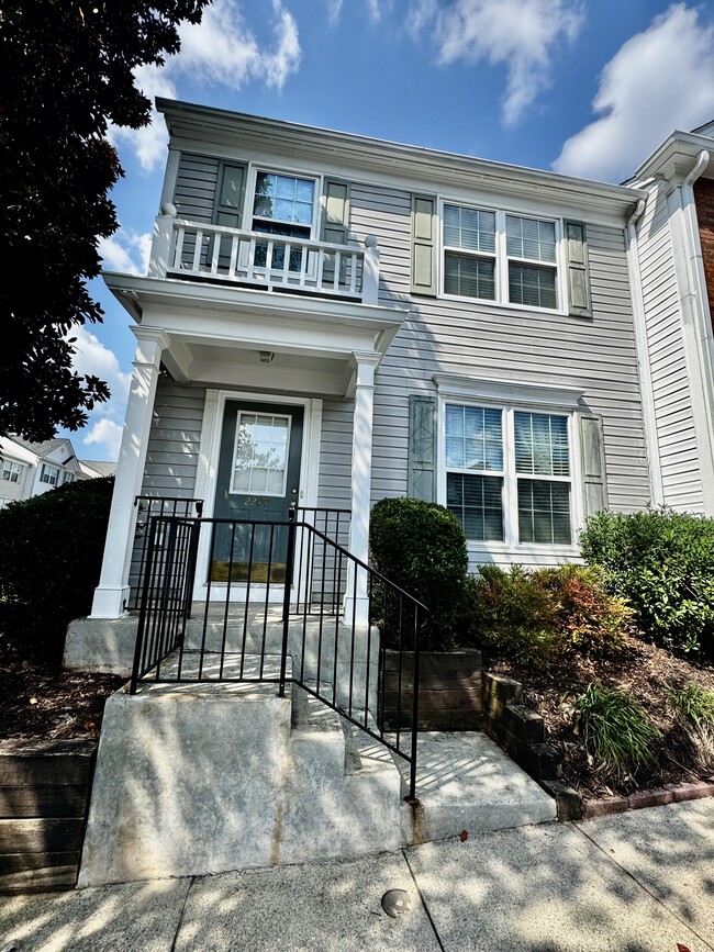 Front of townhouse - 2200 Kilmington Sq Rental
