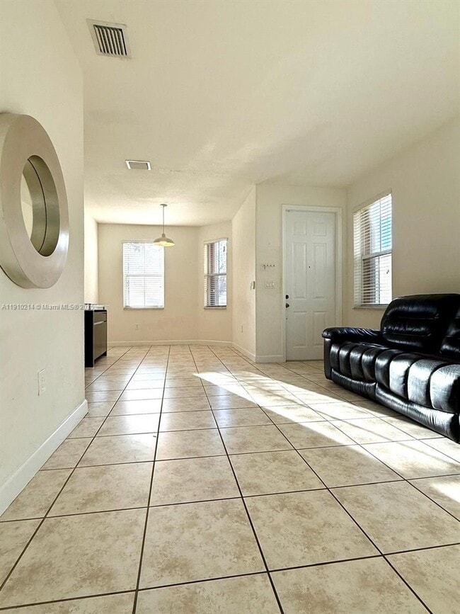 Photo - 8675 NW 109th Ct