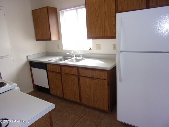 716 1st St Unit C