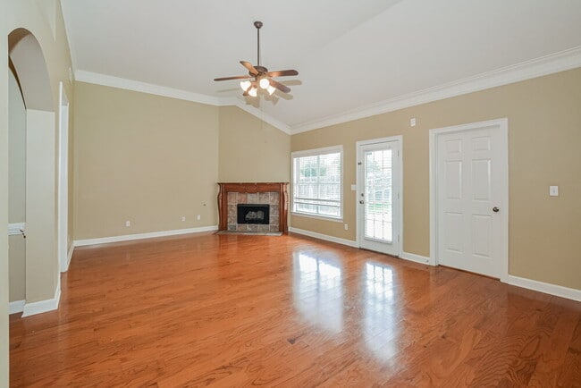 Photo - 2722 Nelle Ln