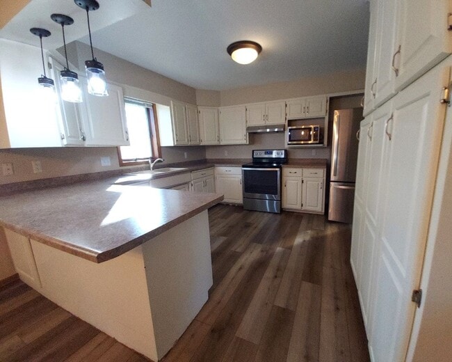 Photo - Nice 4 Bedroom 2 Bathroom house in Hudson