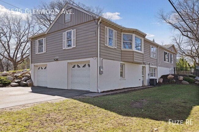 Photo - 6525 Glenwood Ave