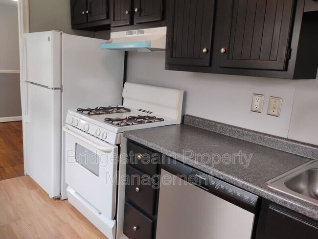 Photo - 108 Bellaire Ave