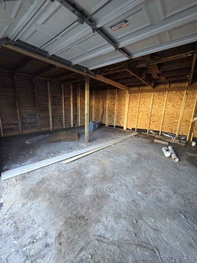 Building Photo - 222 E Pearce St Unit A Rental