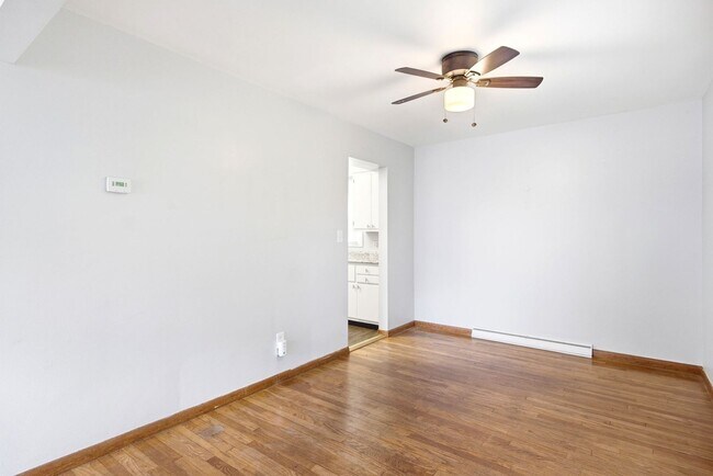 Photo - 8983 Highland Dr Unidad 8983 Highland Dr - North