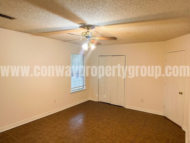 Photo - 12 Sharon Cir