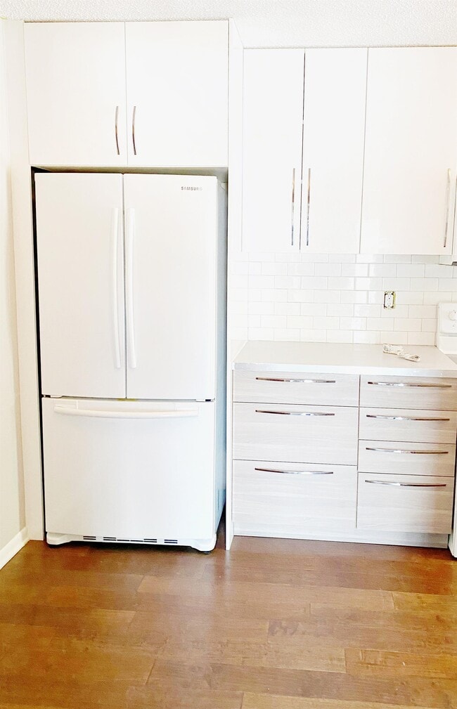 Photo - 1300 Landmark Trail S