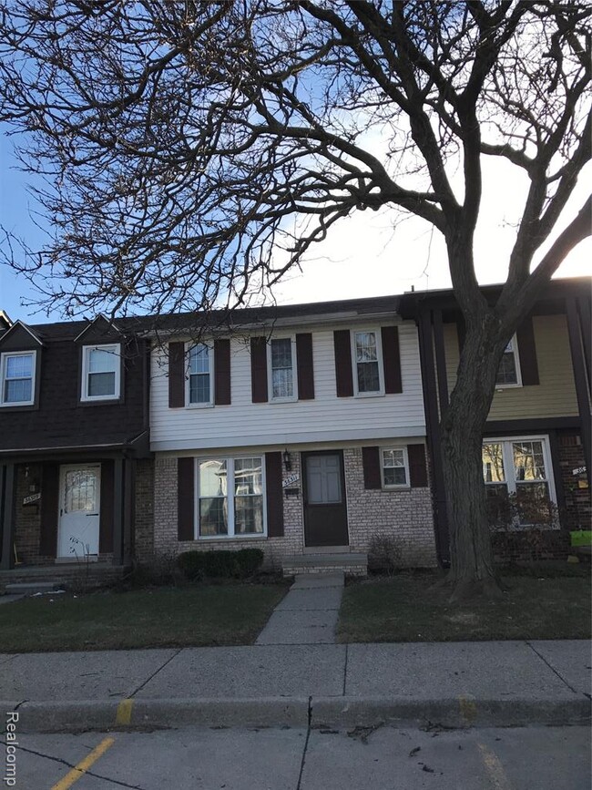 Building Photo - 36311 Park Pl Dr Rental