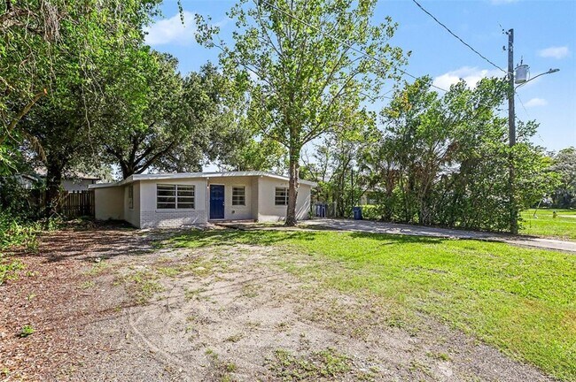 Photo - 4716 E Linebaugh Ave.