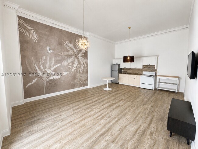 3025 Indian Creek Dr Unit 110
