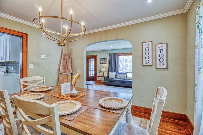 Photo - 237 W Girard Blvd