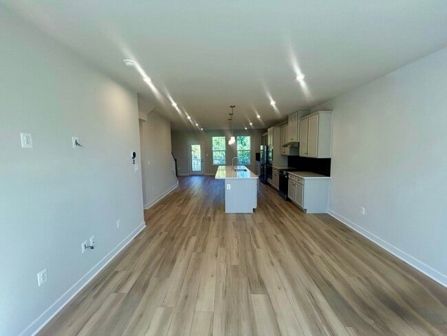 Photo - 6727 Shelton Ln