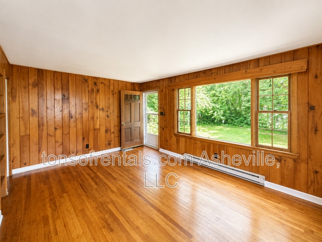 Photo - 127 Aurora Dr
