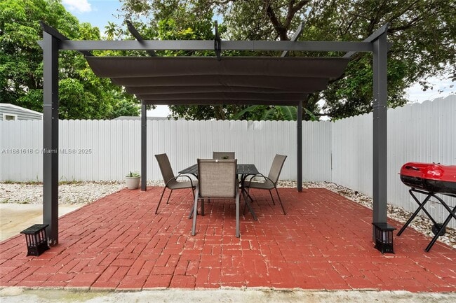 Photo - 1850 NW 92nd St Unit C