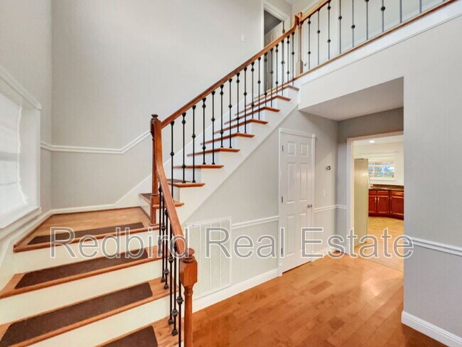 Photo - 399 Clarkston Dr