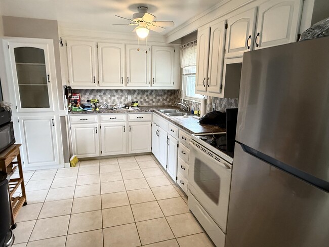 Photo - 384 Huse Rd