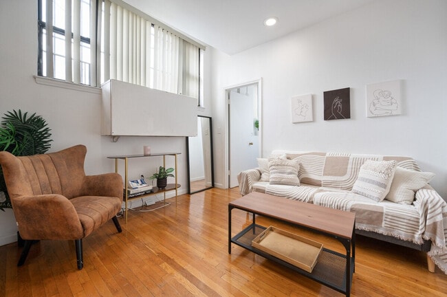 Photo - 458 W 52nd St Unit SI ID1323993P