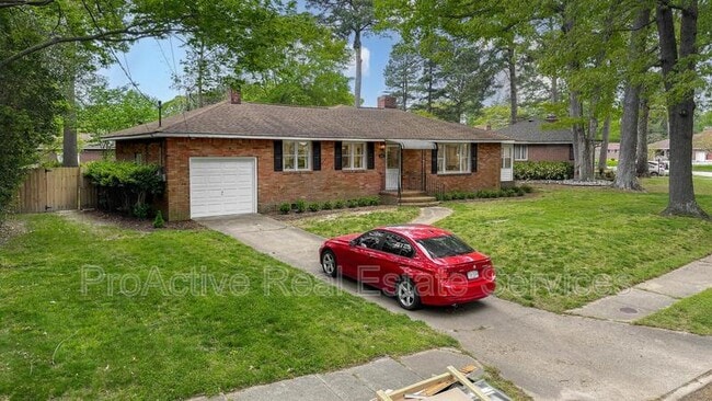 Photo - 1831 Banning Rd