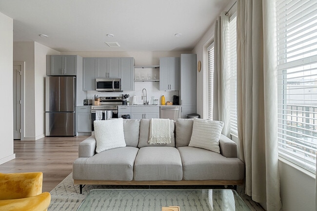 2232 Empire Central Dr Unit SI ID1018240P