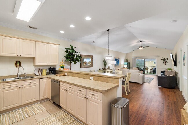 Photo - 4843 Luster Leaf Cir