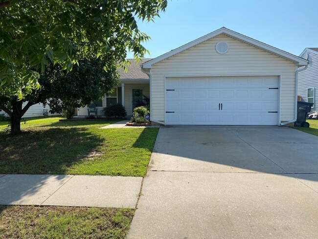 Building Photo - HOME FOR LEASE IN A GREAT LOCATION!