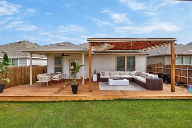 Photo - 601 Goat Willow Ln