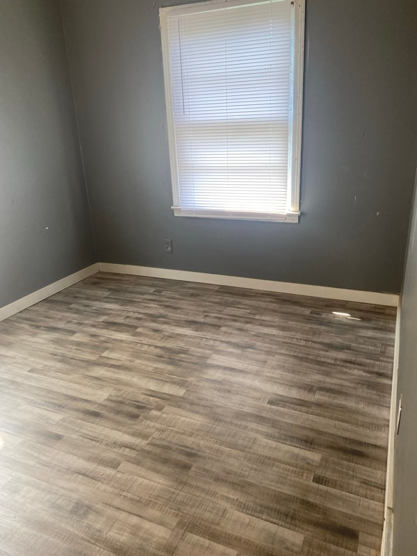 Photo - 1807 E 16th St N