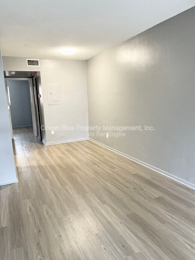 311 S Arcturas Ave Unit 3