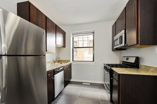 Photo - 1642 W Jonquil Terrace Unidad 2