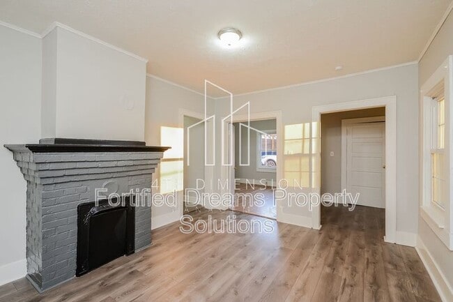 Photo - 918 Camel Ave