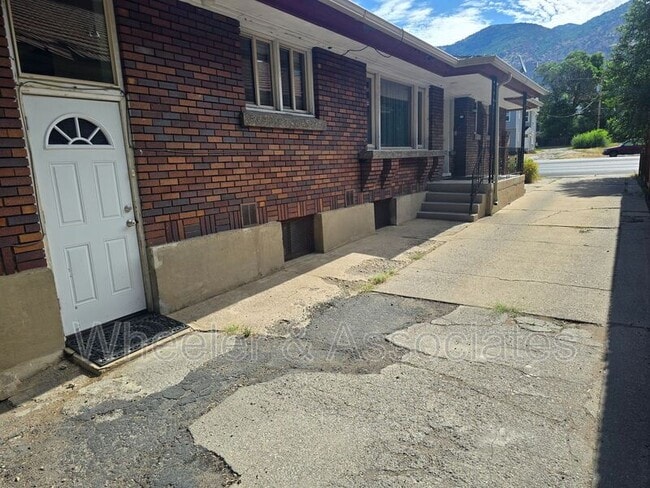 Photo - 2537 Harrison Blvd
