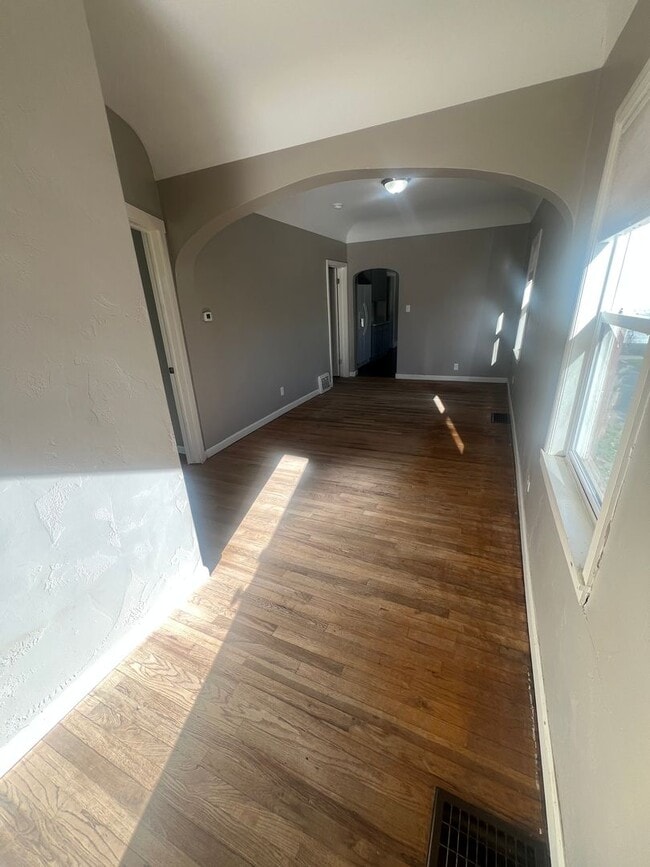 Photo - 604 N 10th Ave Apartment Unit 604 N 10th (Up)