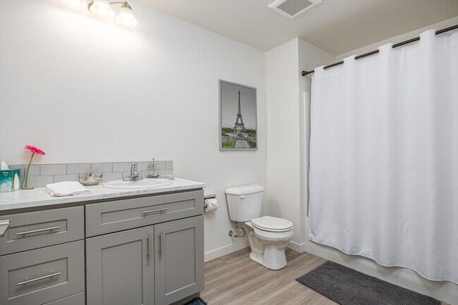 Photo - Vertisee Heights