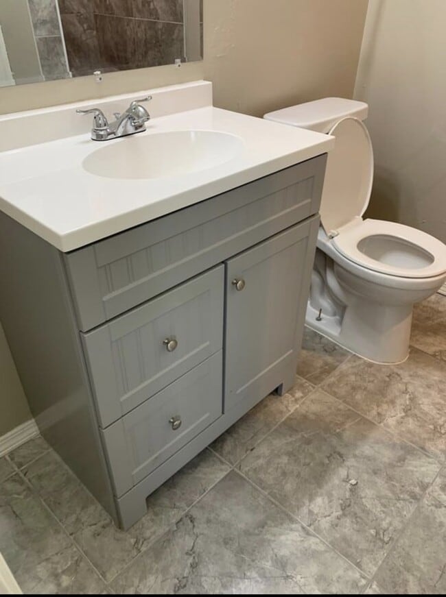 Photo - "Charming 1-Bed Oasis with Granite Elegance in Prime Edmond Location!" Unidad #3