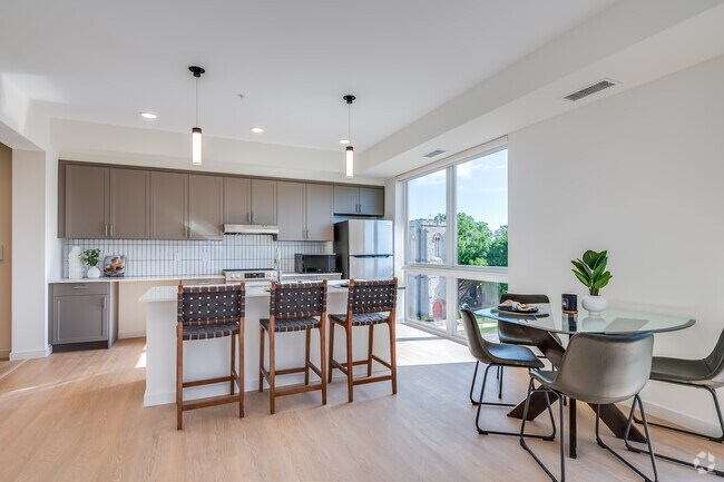 2BR, 2BA - 1,150SF - Kitchen