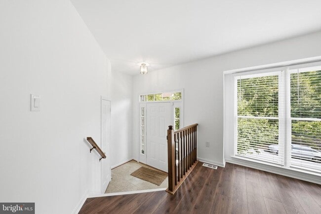 Photo - 46733 Woodmint Terrace
